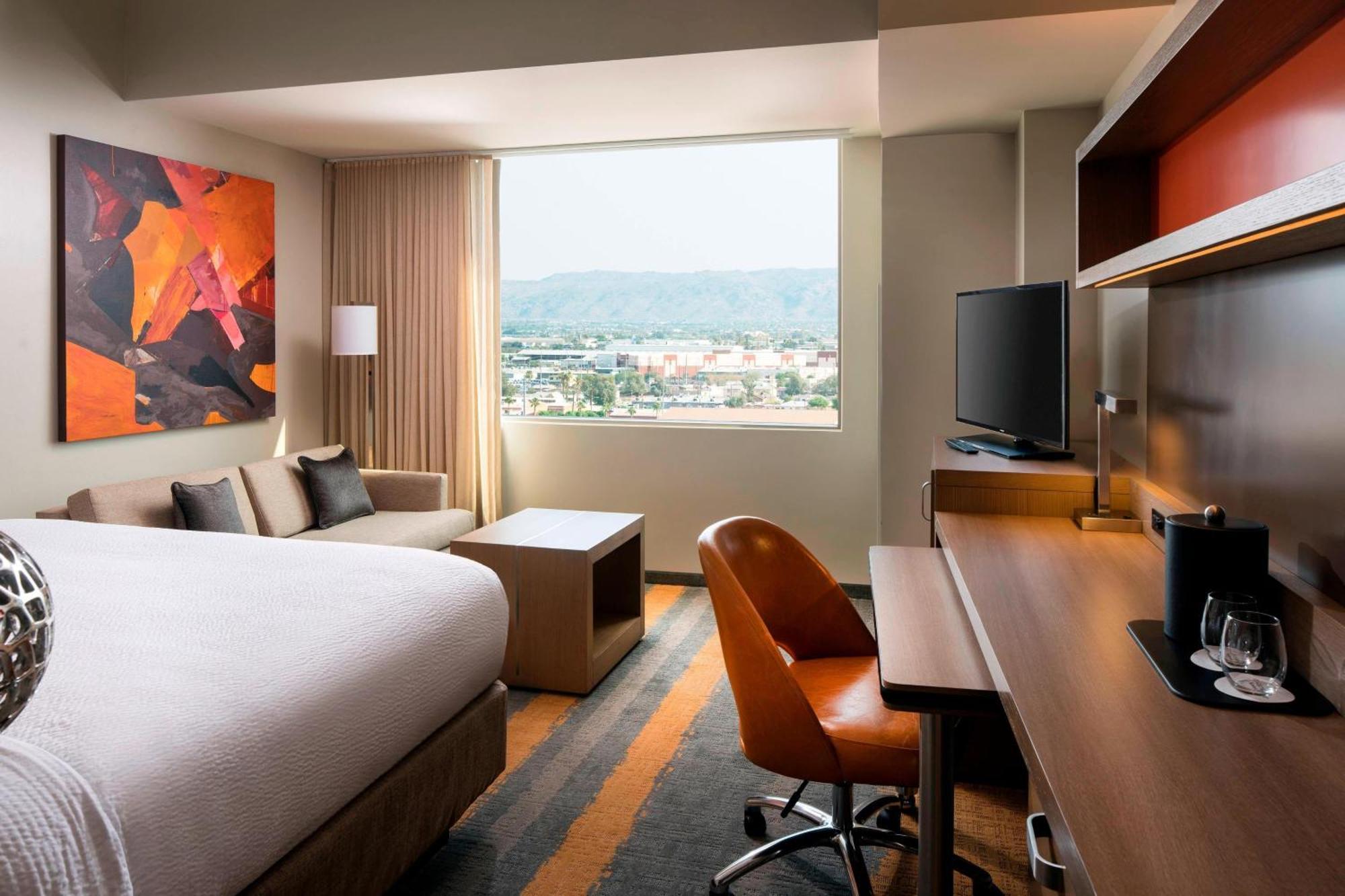 Courtyard By Marriott Phoenix Downtown Exterior foto
