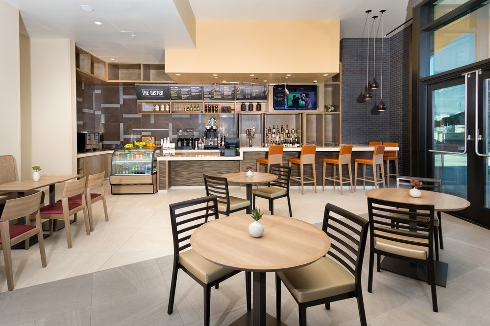 Courtyard By Marriott Phoenix Downtown Exterior foto