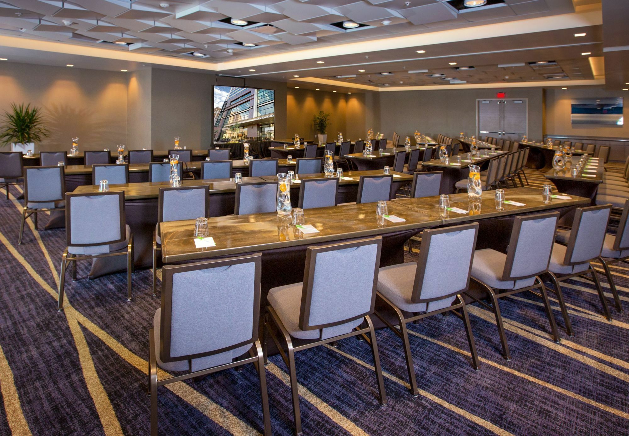 Courtyard By Marriott Phoenix Downtown Exterior foto